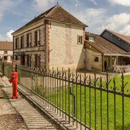 Les Cas Rouge Holiday home